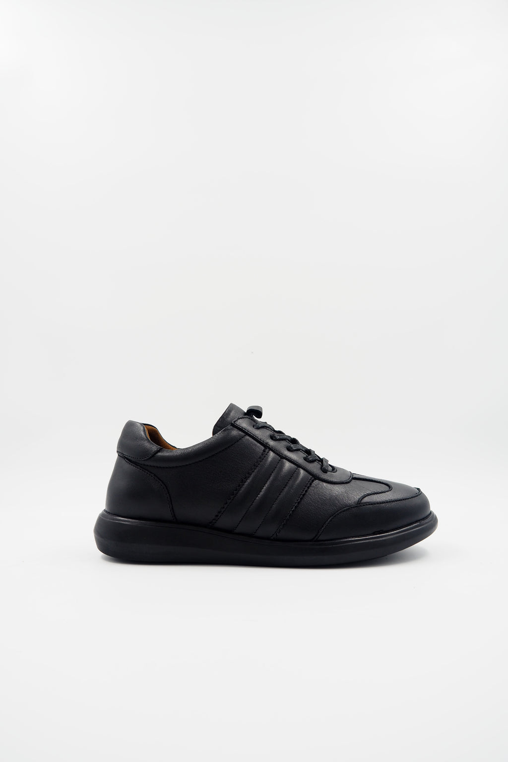 TBERLO 2104 basket en cuir Confort Noir