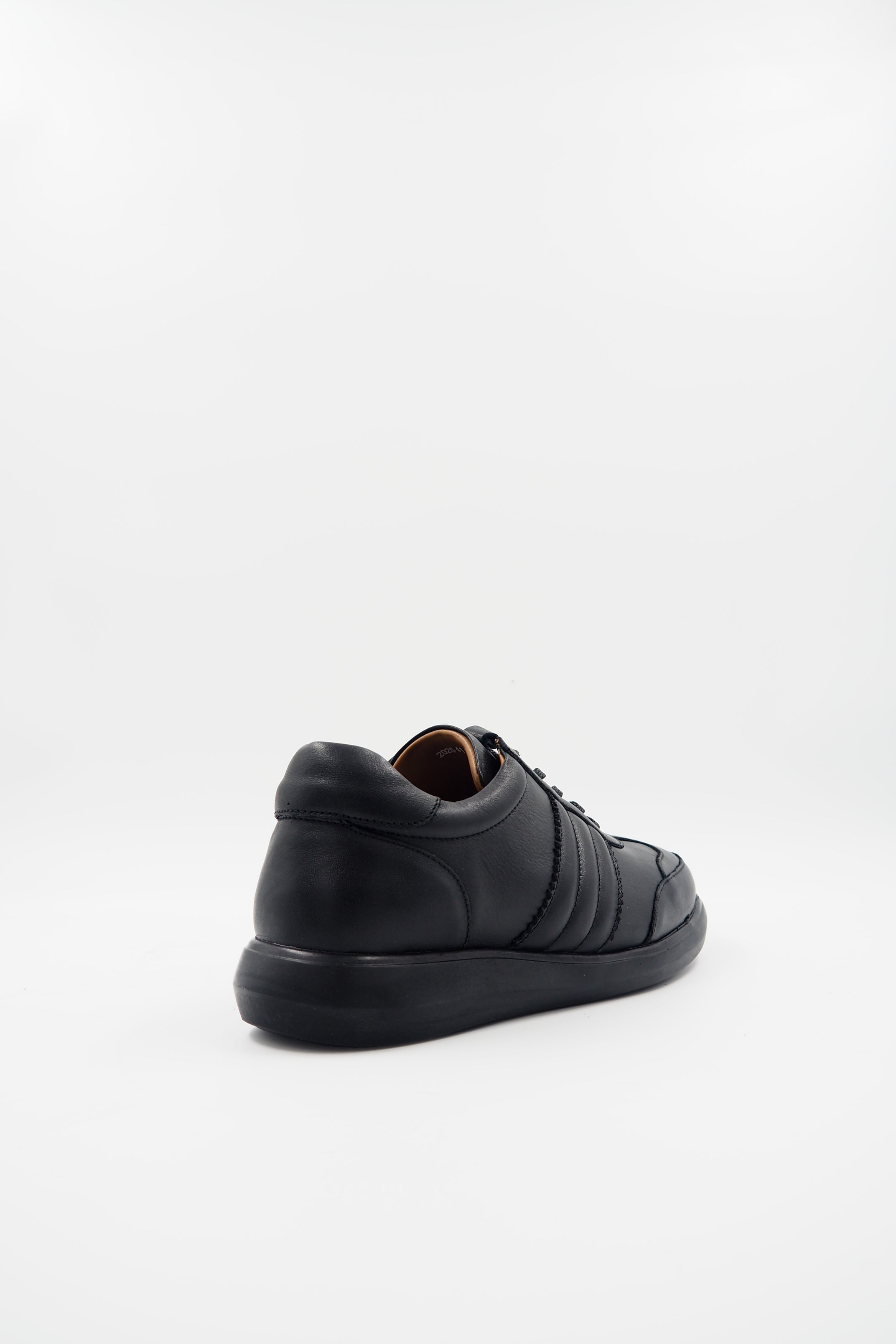 TBERLO 2104 basket en cuir Confort Noir