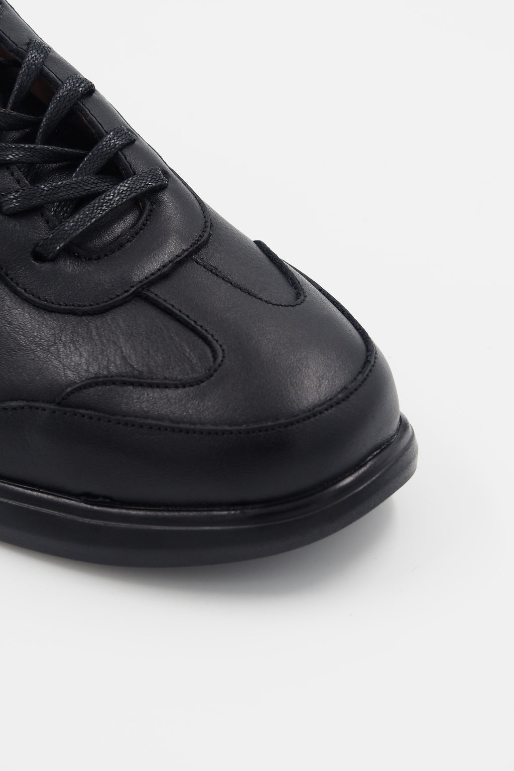 TBERLO 2104 basket en cuir Confort Noir