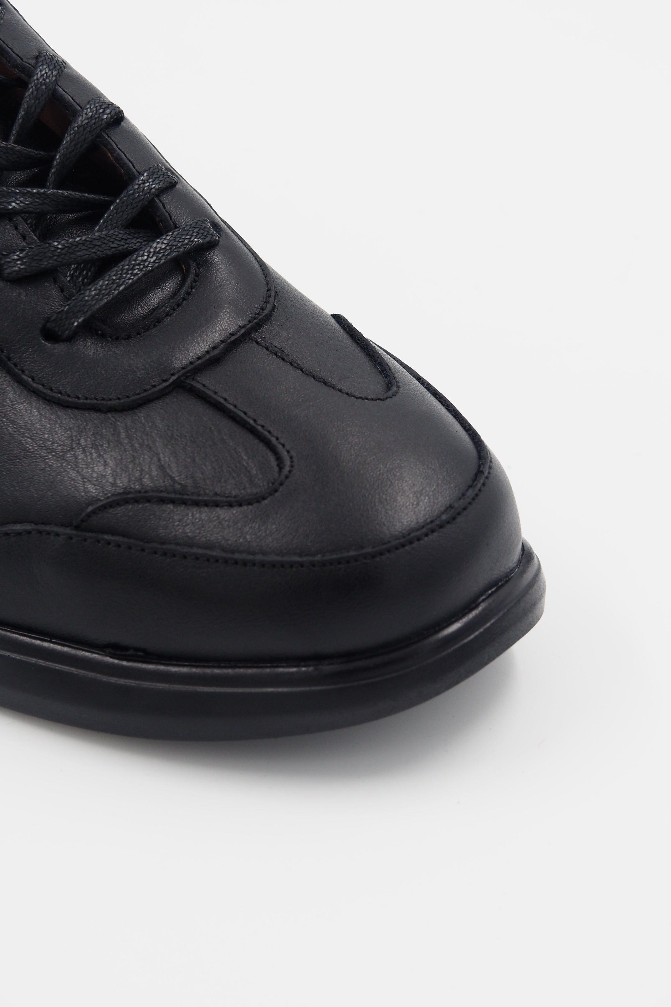 TBERLO 2104 basket en cuir Confort Noir