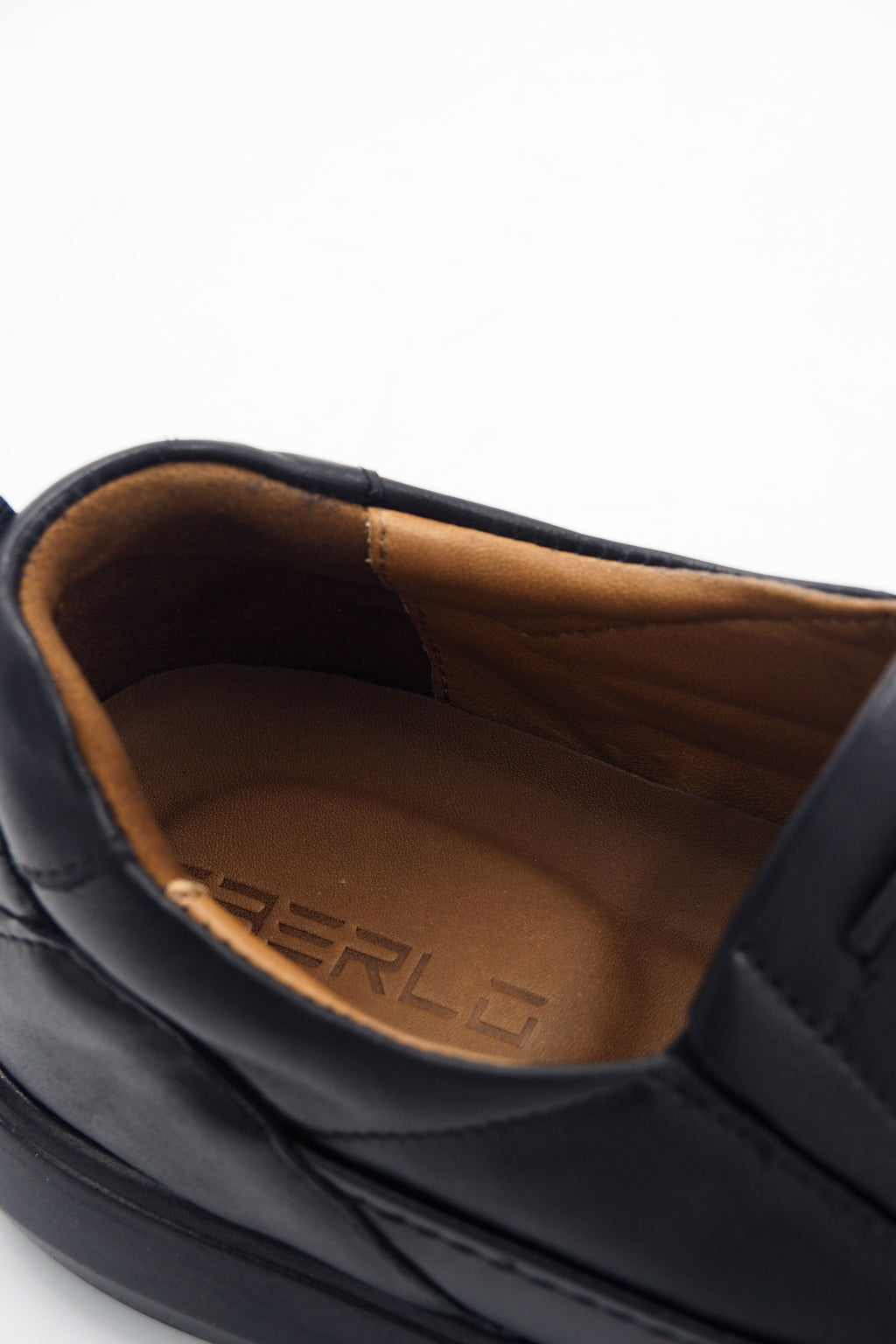 TBERLO 2107 basket en cuir Confort Noir