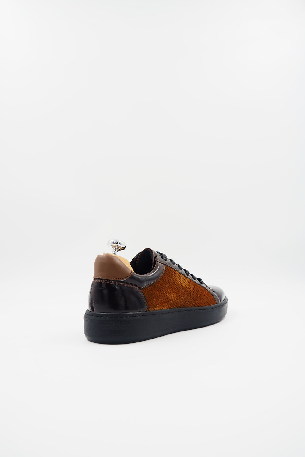 TBERLO 2033 CHAUSSURE CUIR VERNIS TABA