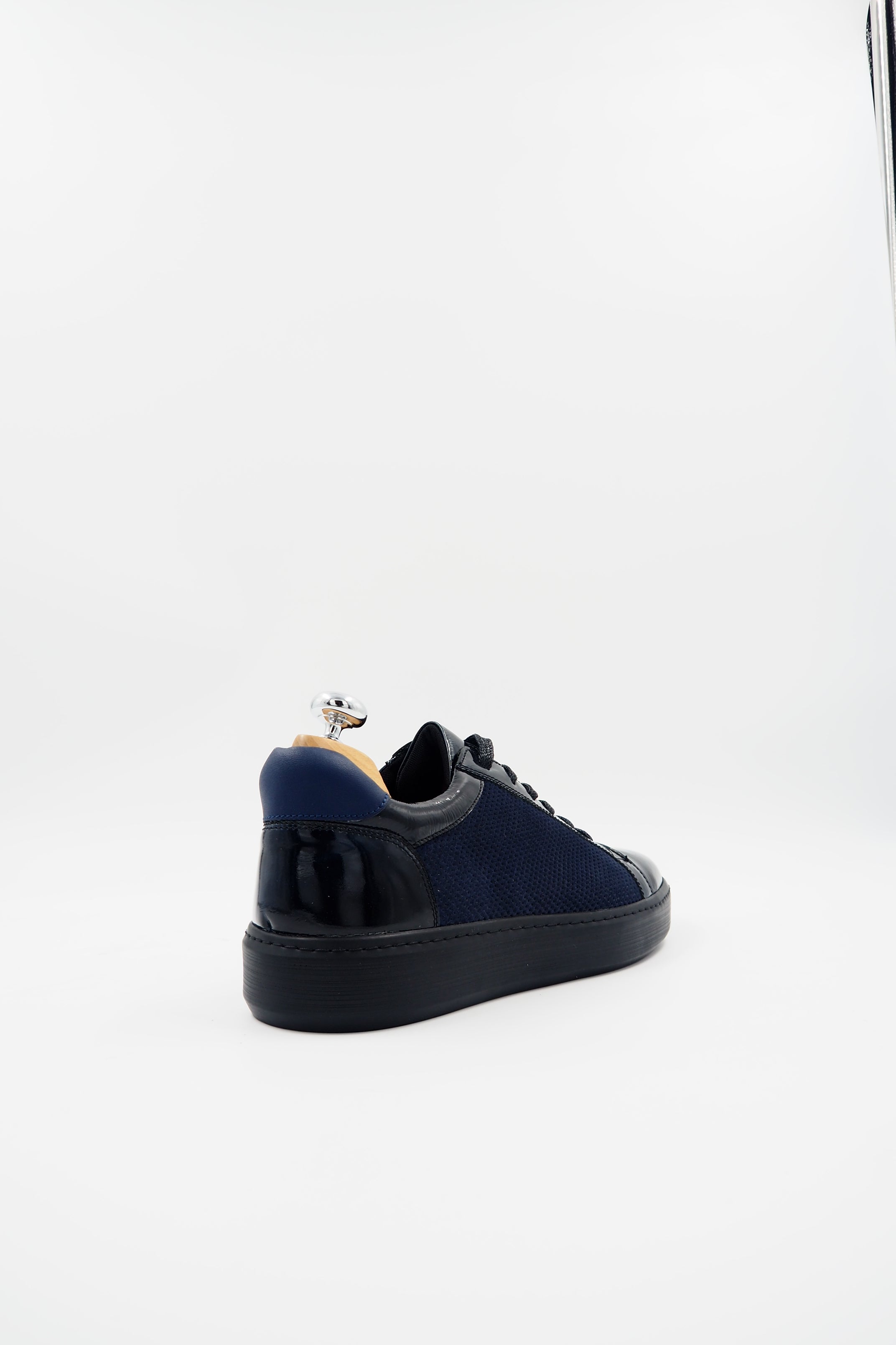 TBERLO 2033 CHAUSSURE CUIR VERNIS BLEU